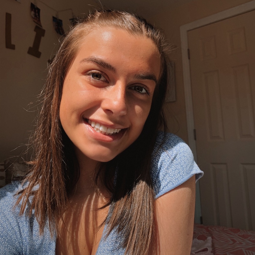 Meet your Posher, Julia